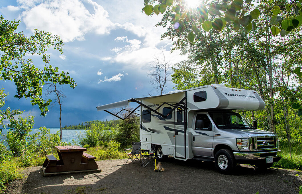Class C Motorhome-Small (C-Small), , hi-res image number 2